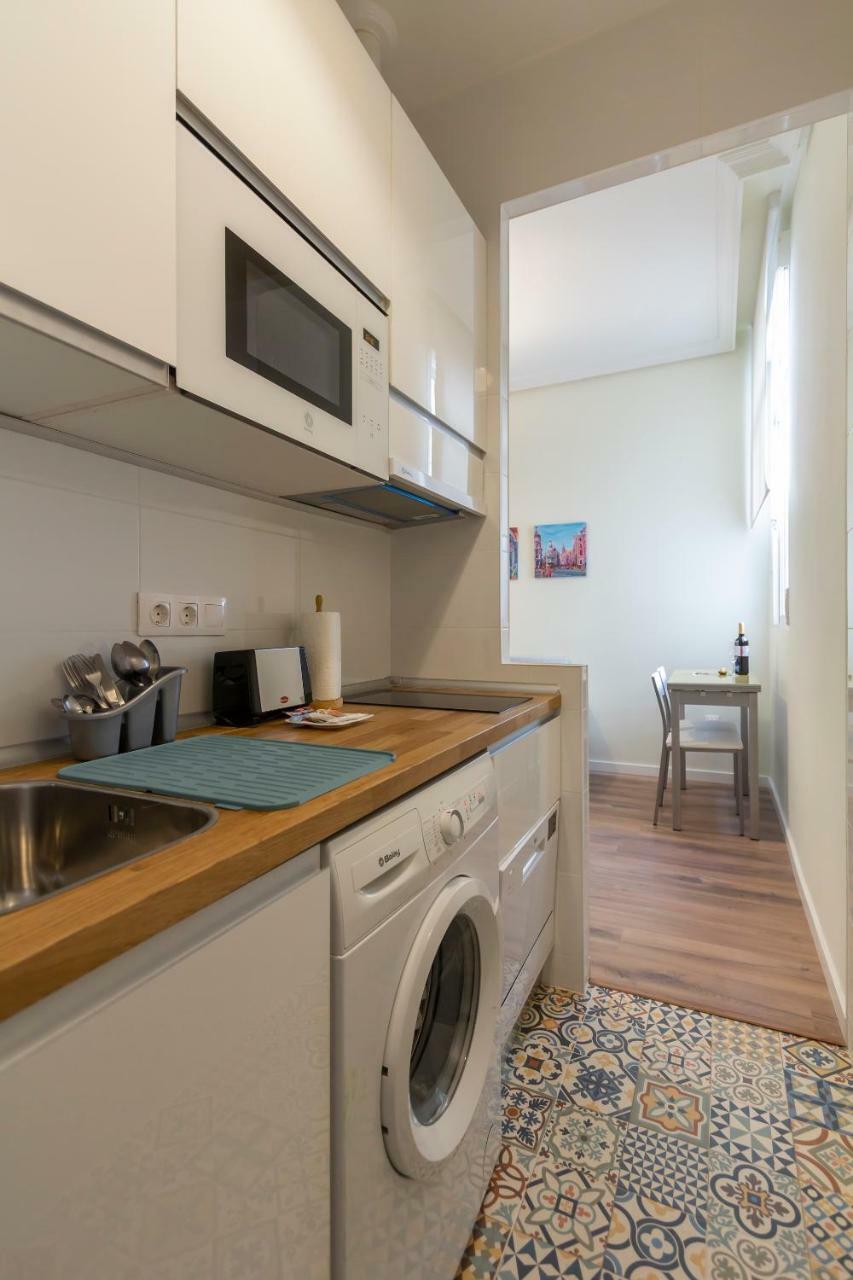 Apartamento Temporal Diseno Chueca-Malasana Brc40 Madrid Exterior foto
